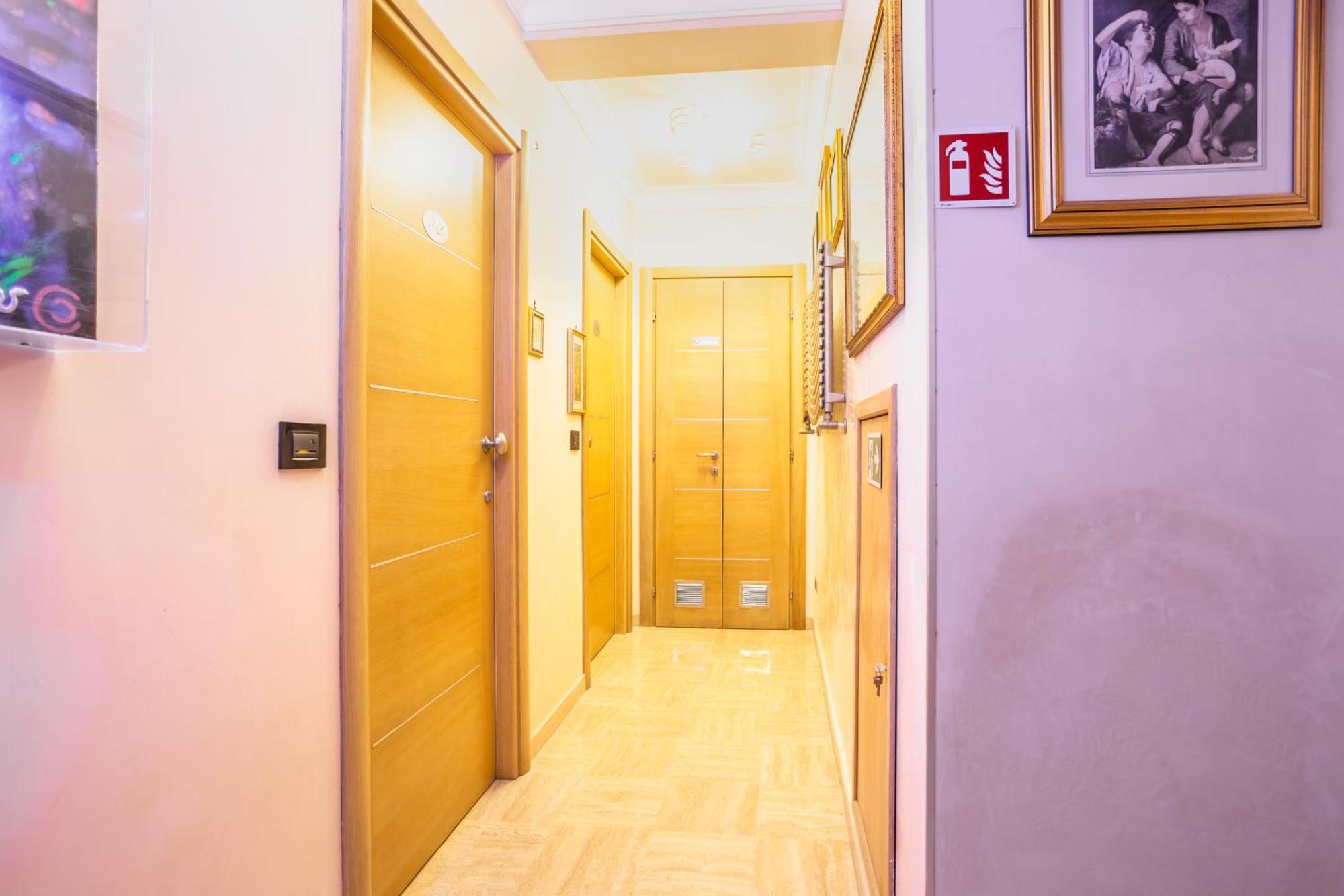 روما Luxury Inn Opera المظهر الخارجي الصورة